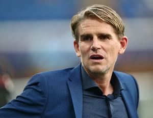 法尔克:狼堡想邀请弗罗因德担任体育总监,但后者无意离开拜仁